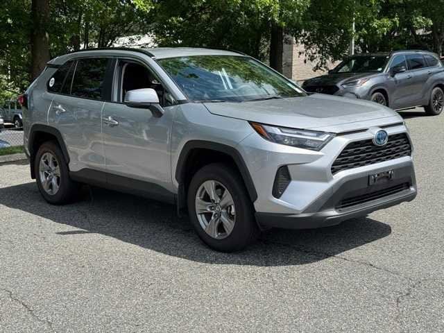 Thumbnail: 2024 Toyota RAV4 - 3