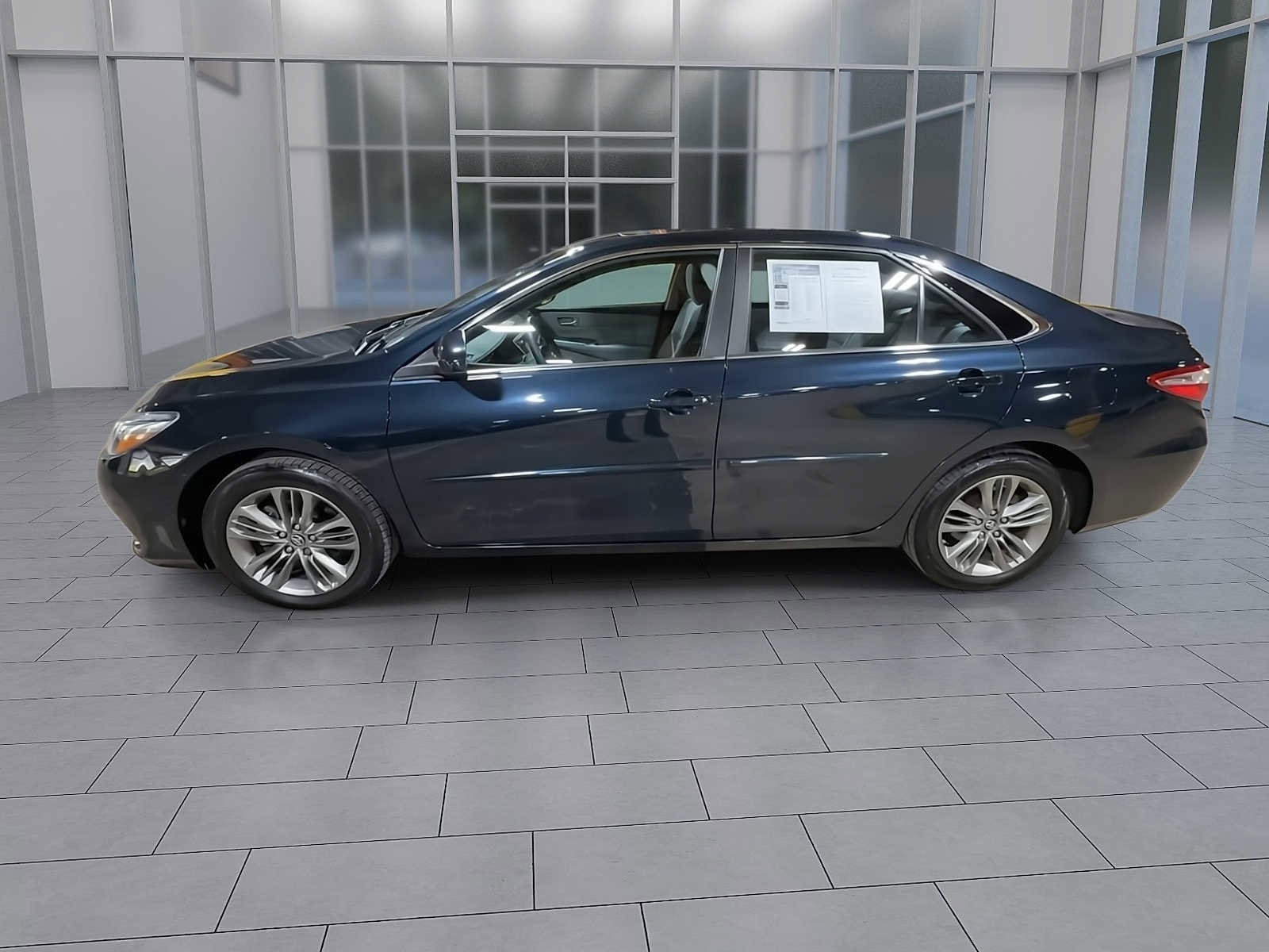 Thumbnail: 2017 Toyota Camry - 5