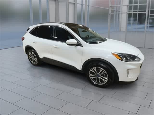 2020 Ford Escape SEL 2