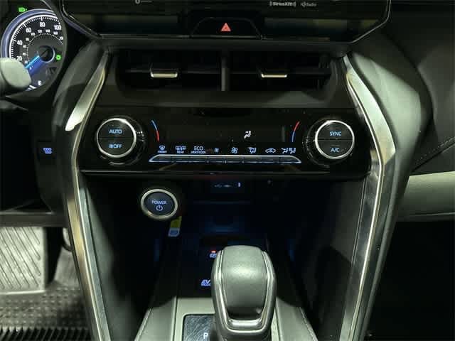 2021 Toyota Venza LE 21