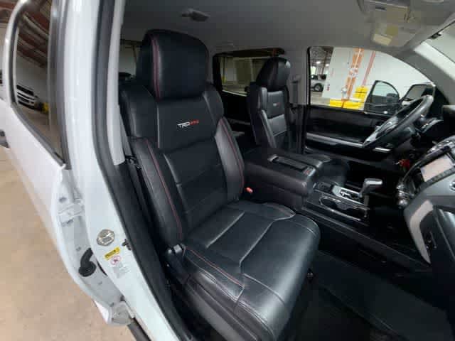 Thumbnail: 2016 Toyota Tundra - 16