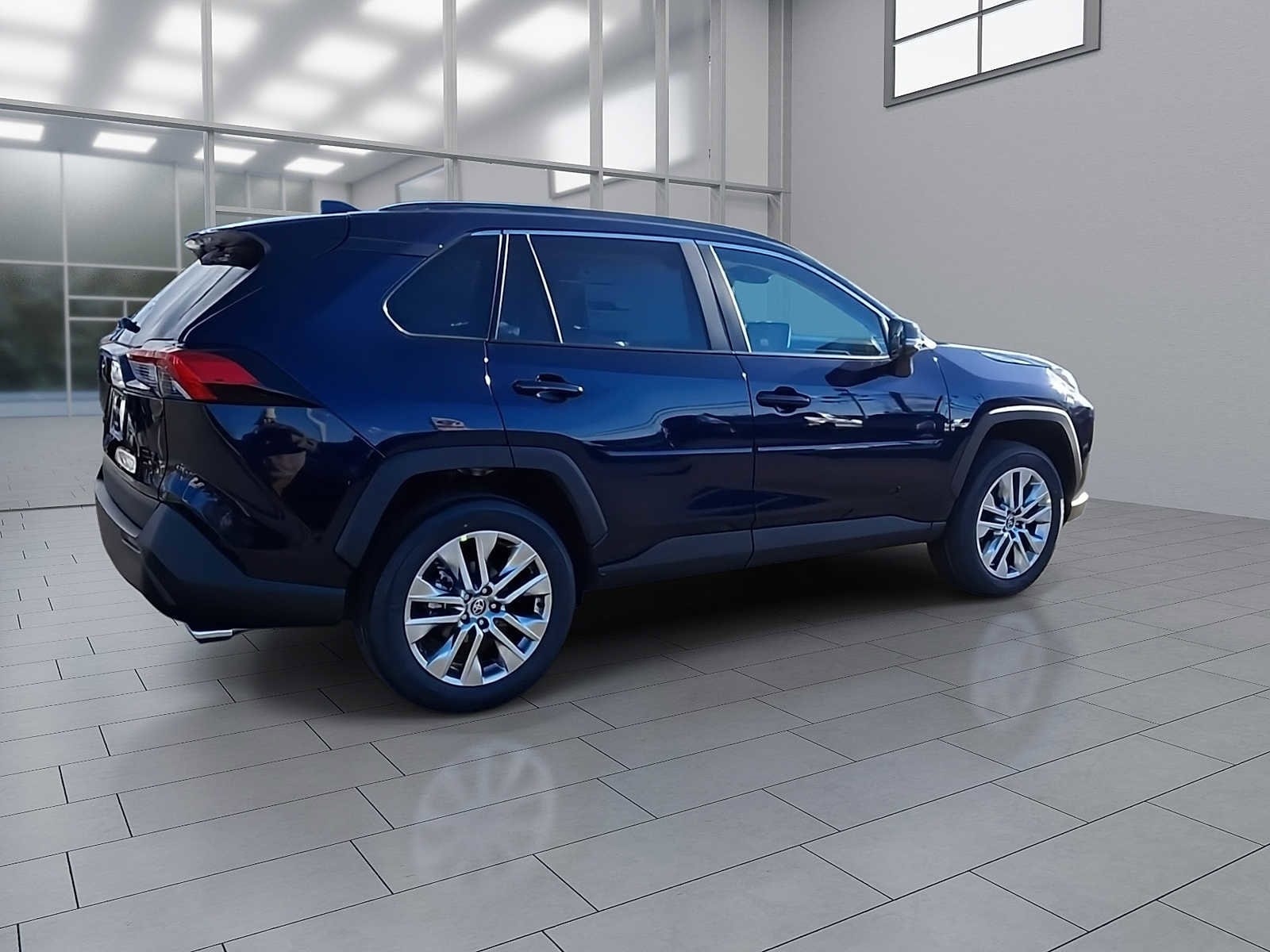 Thumbnail: 2025 Toyota RAV4 - 7