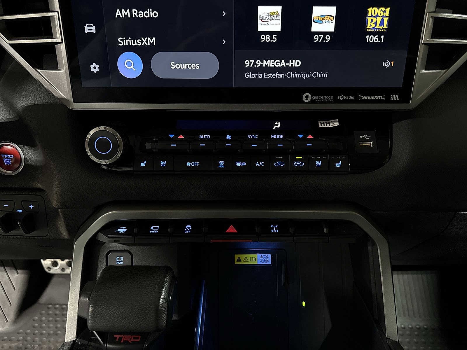 Thumbnail: 2022 Toyota Tundra - 21