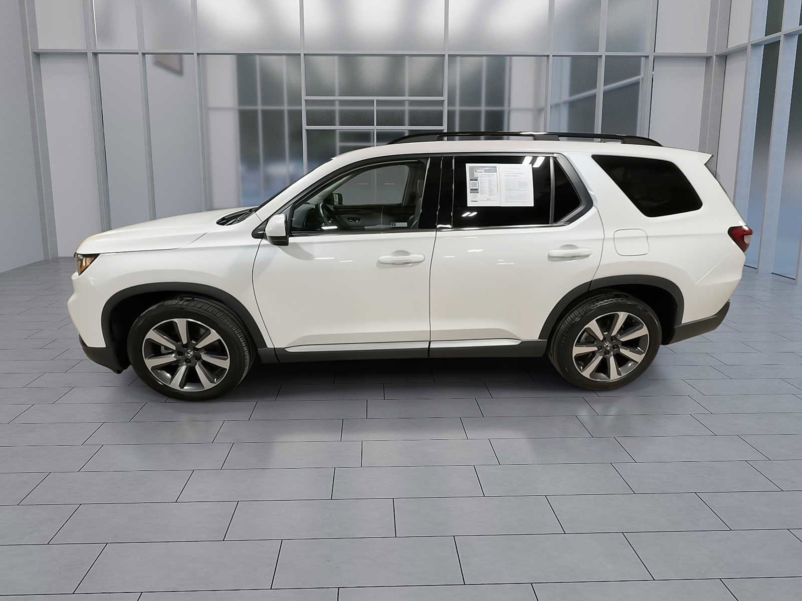 Thumbnail: 2023 Honda Pilot - 5