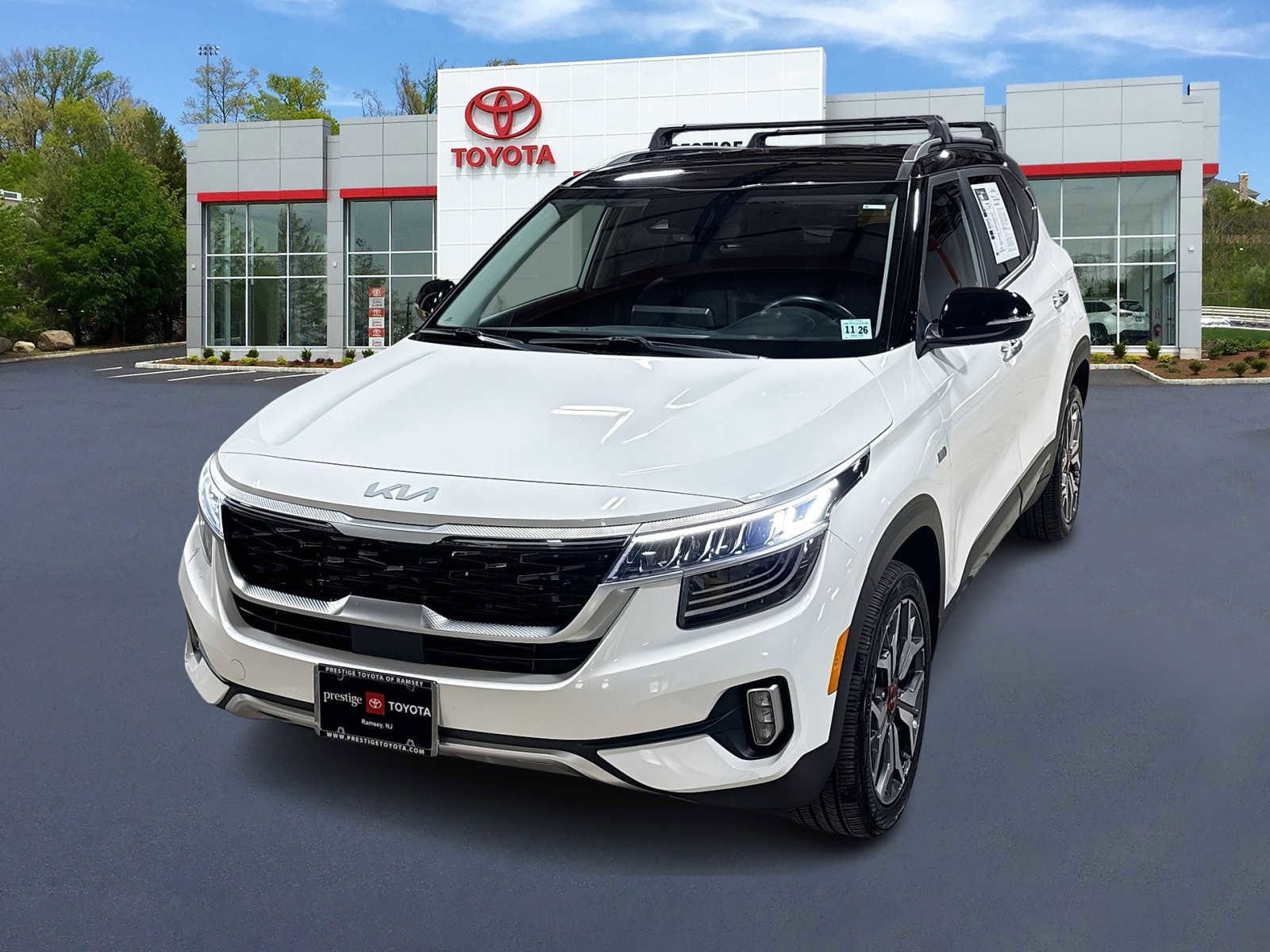 Thumbnail: 2022 Kia Seltos - 1