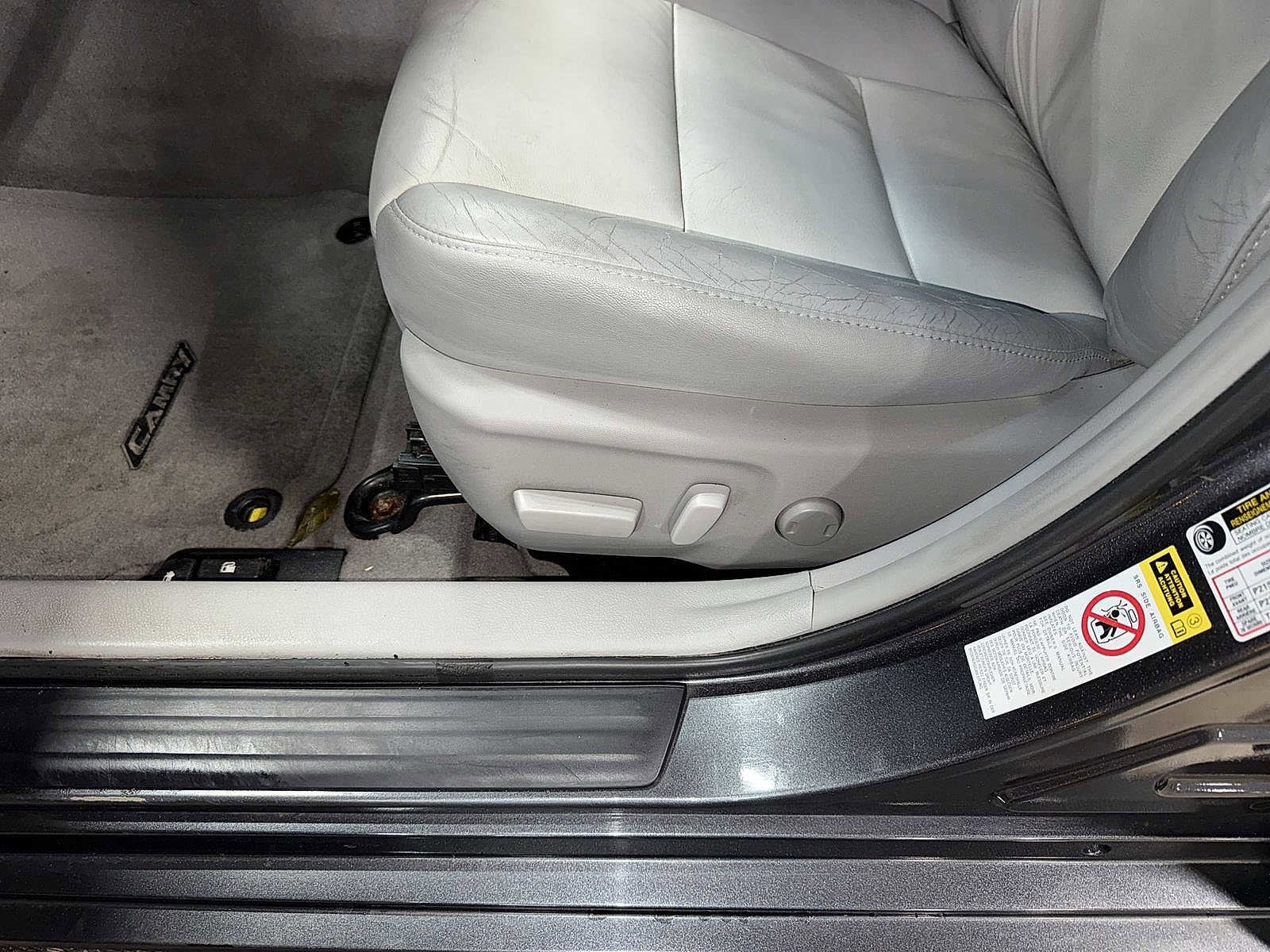 Thumbnail: 2012 Toyota Camry - 22