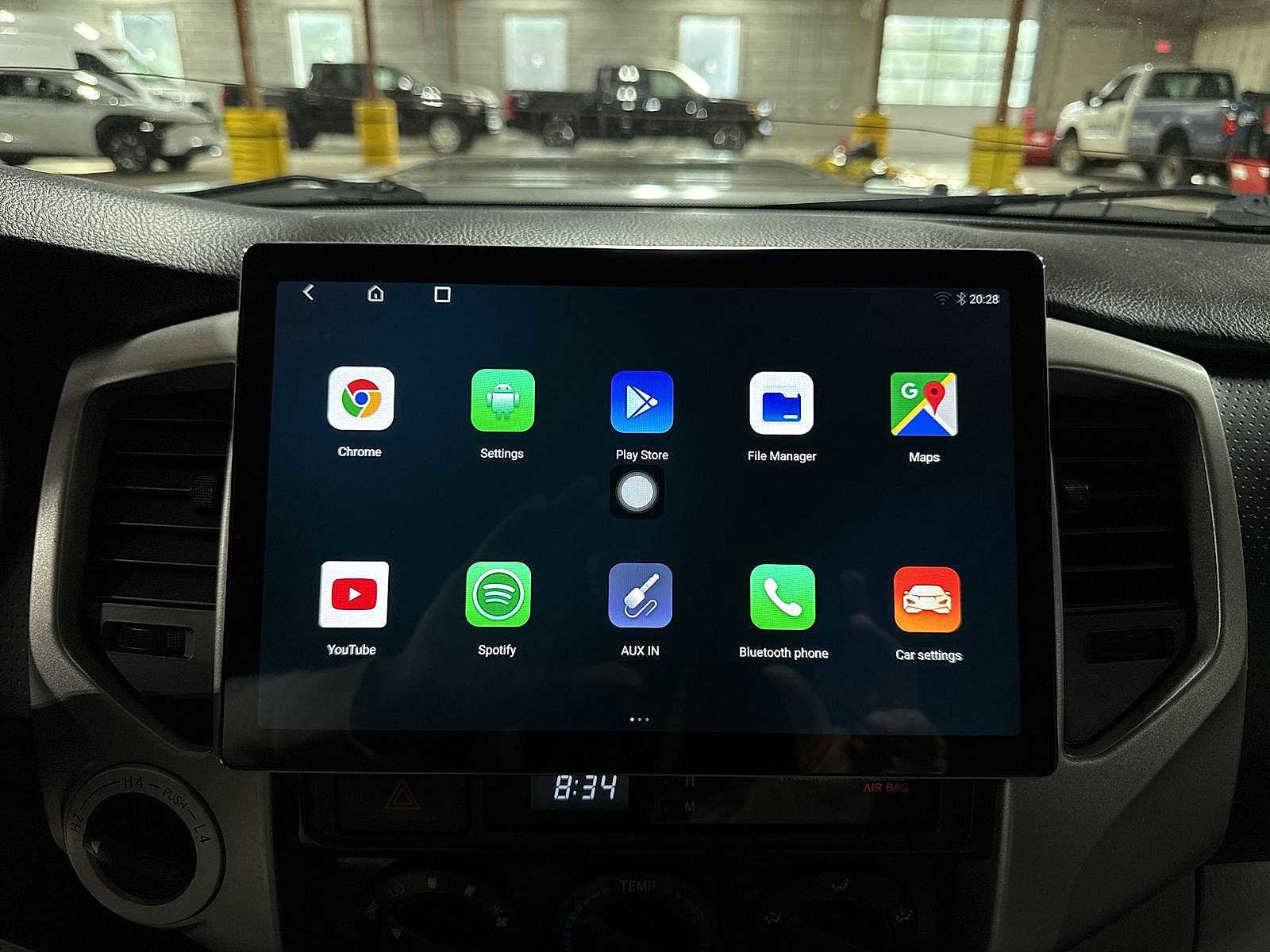 Thumbnail: 2012 Toyota Tacoma - 20