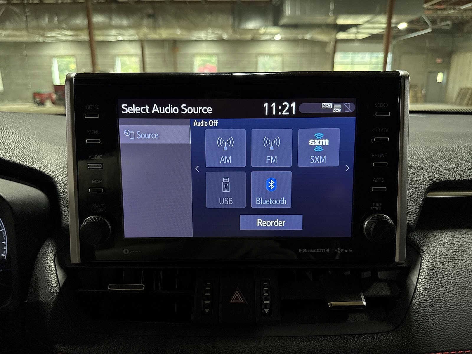 Thumbnail: 2022 Toyota RAV4 - 20