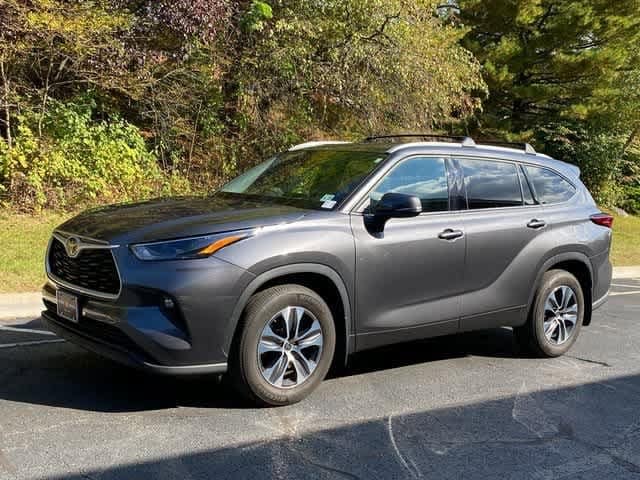 2022 Toyota Highlander XLE -
                Ramsey, NJ