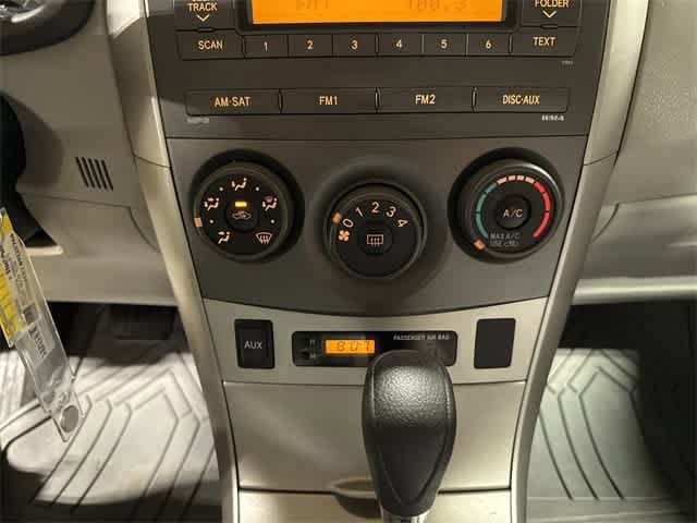 Thumbnail: 2011 Toyota Corolla - 21