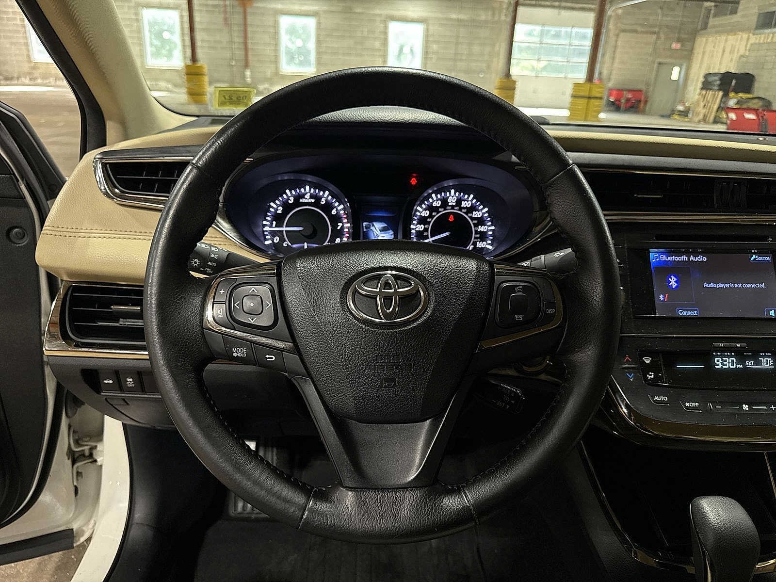 Thumbnail: 2014 Toyota Avalon - 18