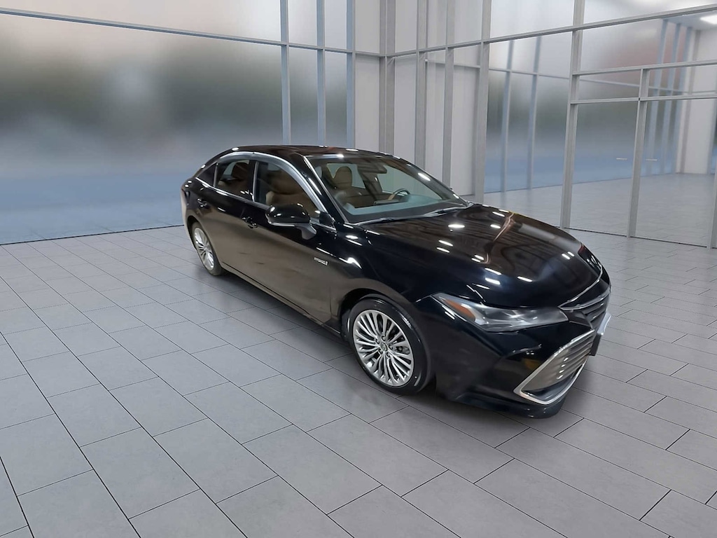 Certified 2020 Toyota Avalon Hybrid Limited Sedan