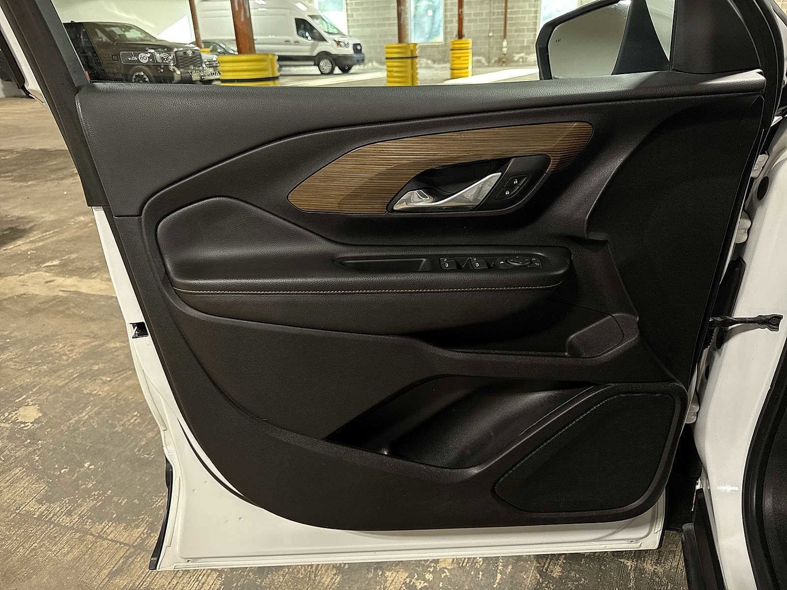 Thumbnail: 2018 GMC Terrain - 30