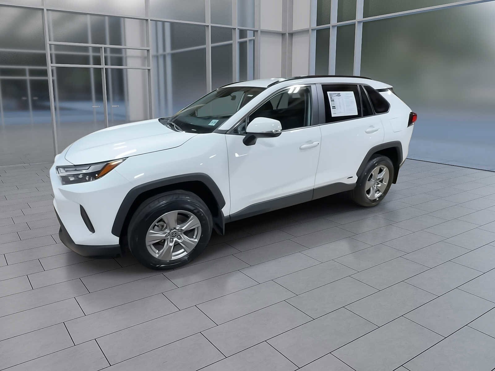 2023 Toyota RAV4 Hybrid LE photo 3