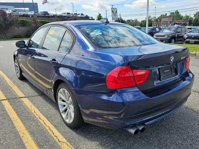 Thumbnail: 2011 BMW 3 Series - 6