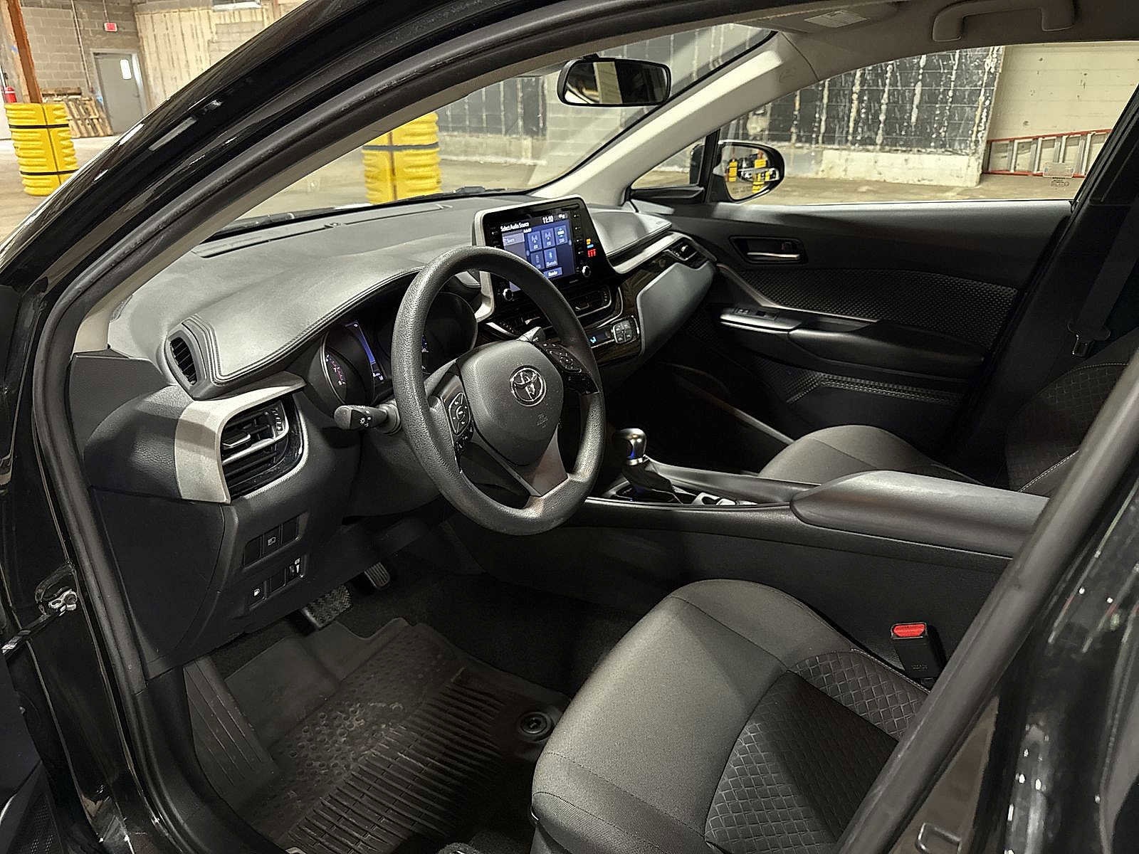 Thumbnail: 2020 Toyota C-HR - 26
