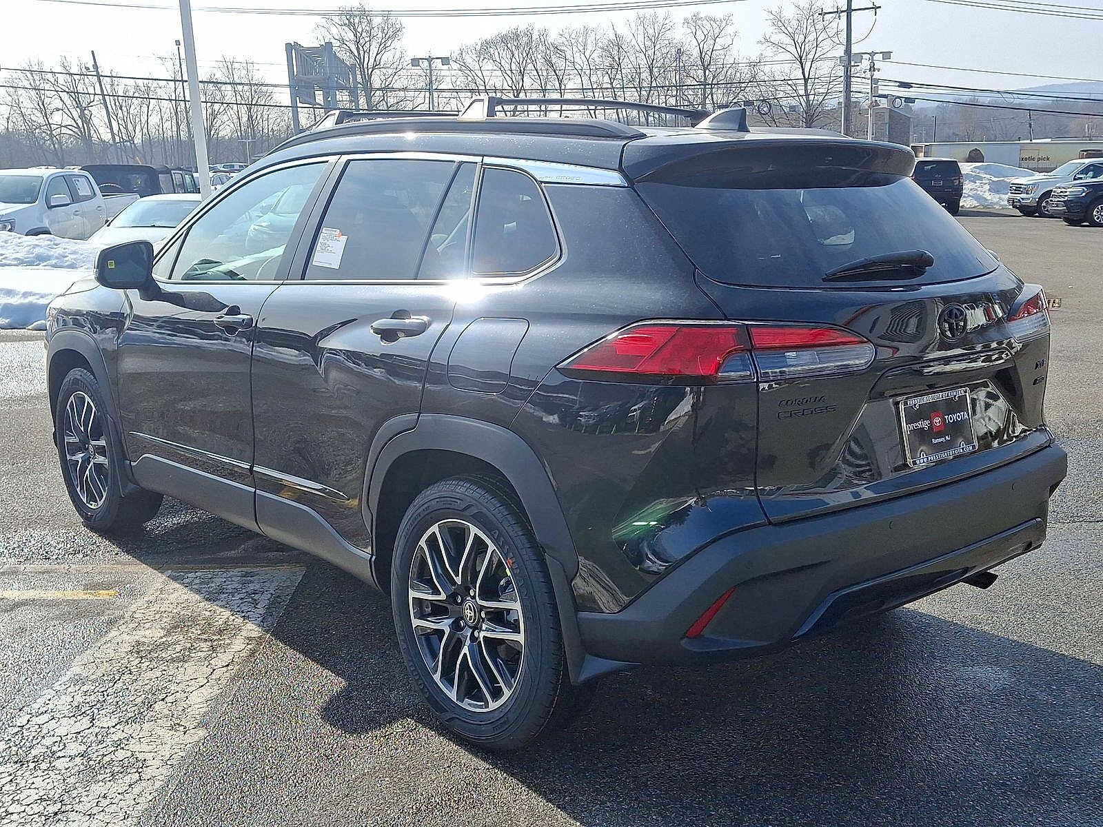 Thumbnail: 2026 Toyota Corolla Cross - 17