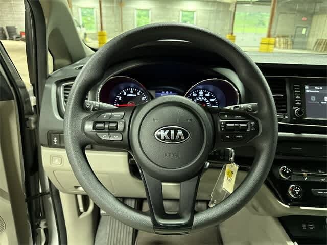 Thumbnail: 2020 Kia Sedona - 19