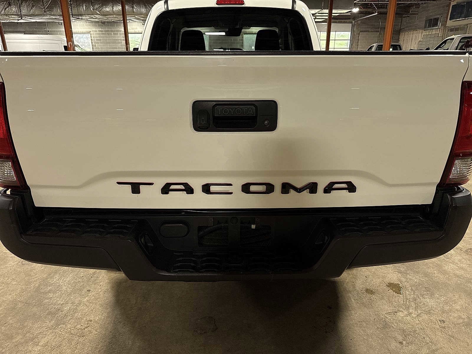 Thumbnail: 2021 Toyota Tacoma - 24