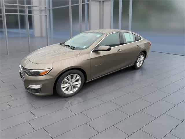 Thumbnail: 2020 Chevrolet Malibu - 4