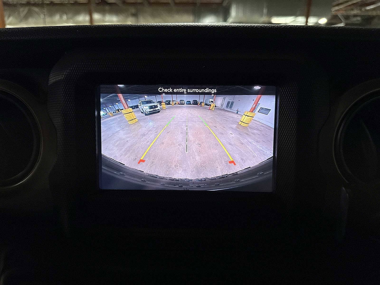 Thumbnail: 2021 Jeep Wrangler - 23