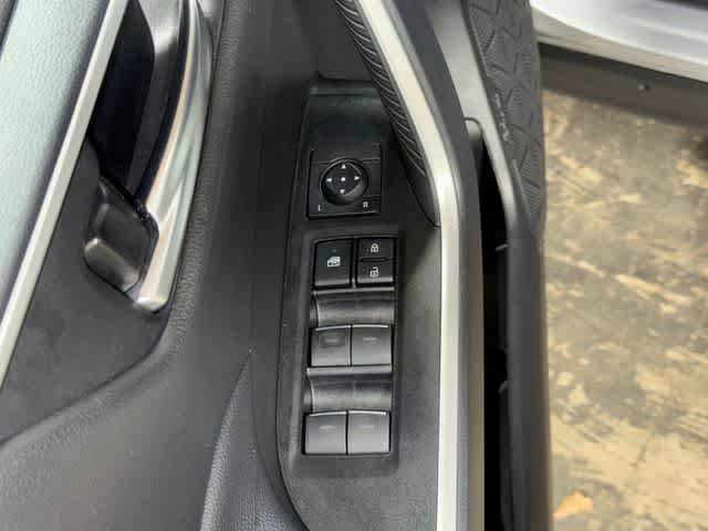 Thumbnail: 2025 Toyota RAV4 - 40