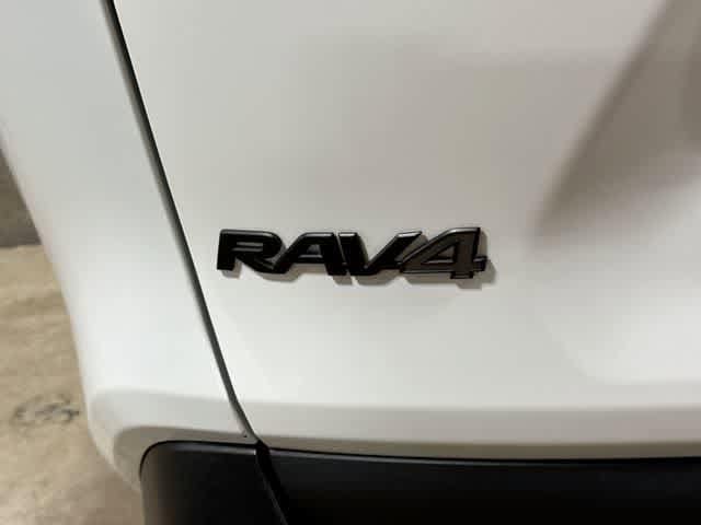 Thumbnail: 2024 Toyota RAV4 - 25