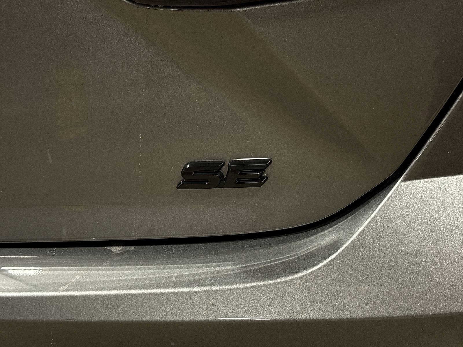 Thumbnail: 2025 Toyota Camry - 27