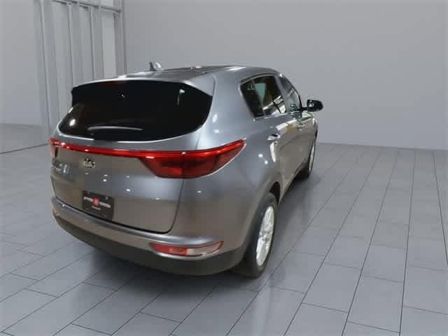 Thumbnail: 2017 Kia Sportage - 8