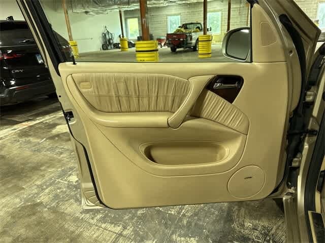 Thumbnail: 2002 Mercedes-Benz M-Class - 27