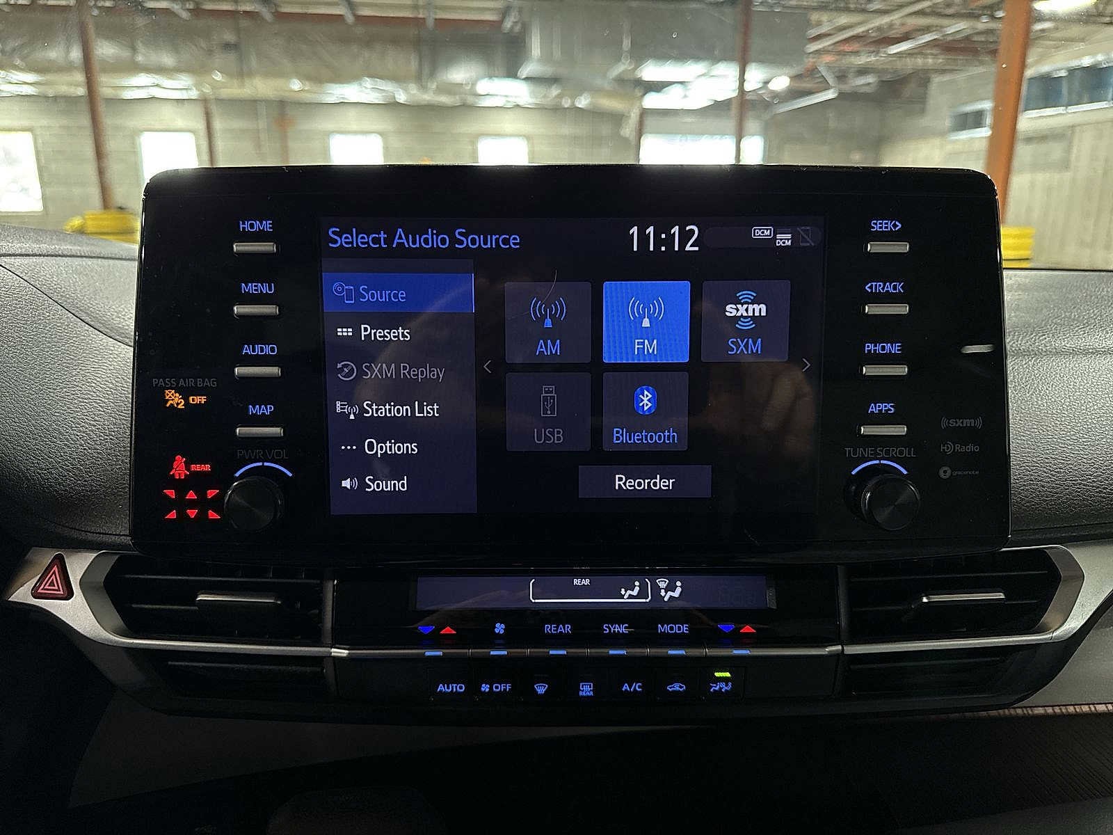 Thumbnail: 2021 Toyota Sienna - 21