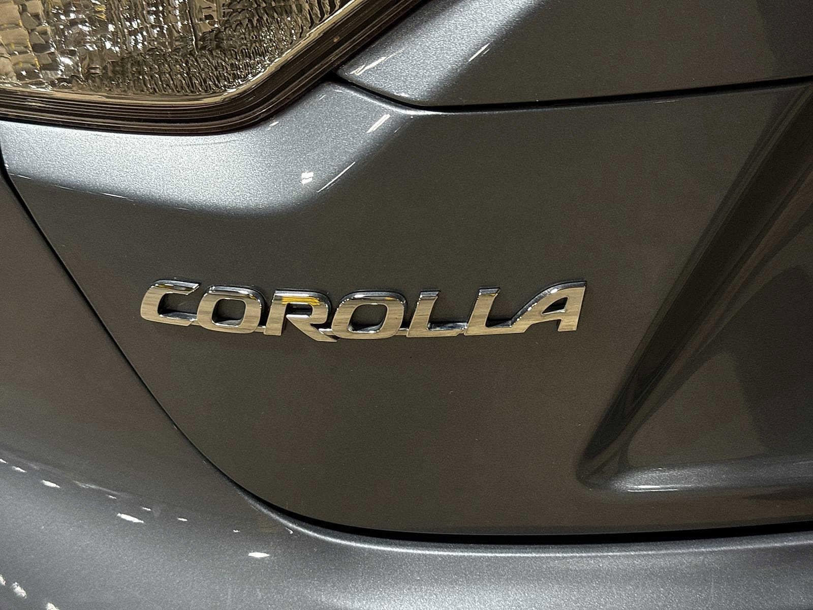 Thumbnail: 2021 Toyota Corolla - 24