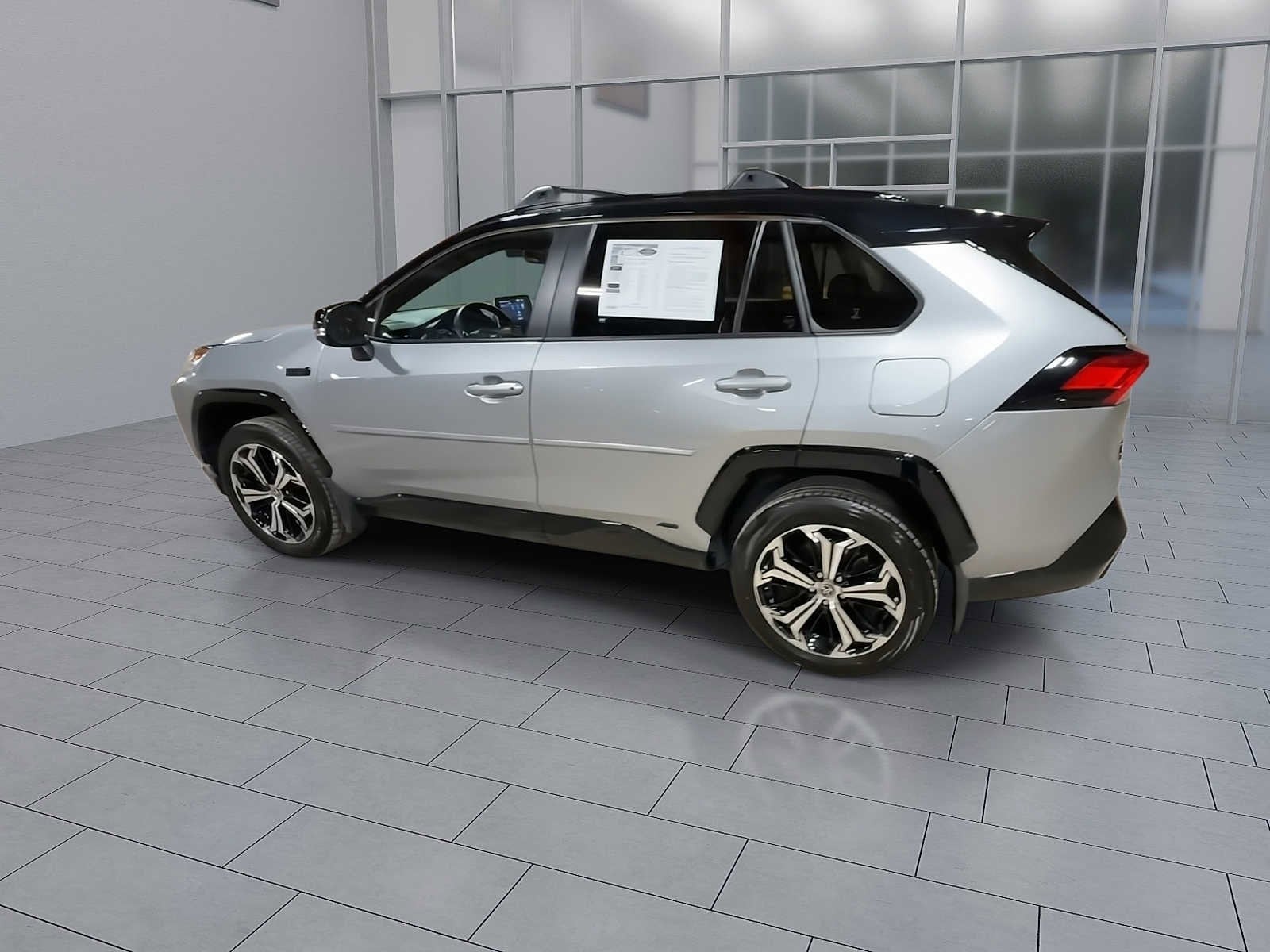 Thumbnail: 2022 Toyota RAV4 - 6
