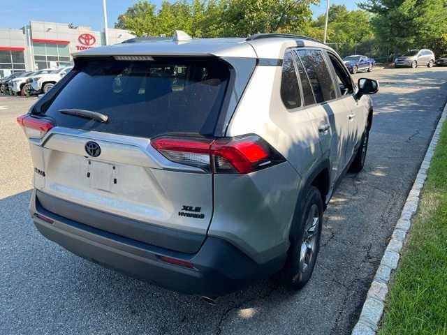 Thumbnail: 2022 Toyota RAV4 - 4