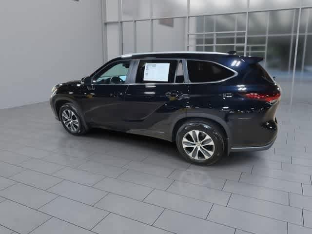 Thumbnail: 2025 Toyota Highlander - 6