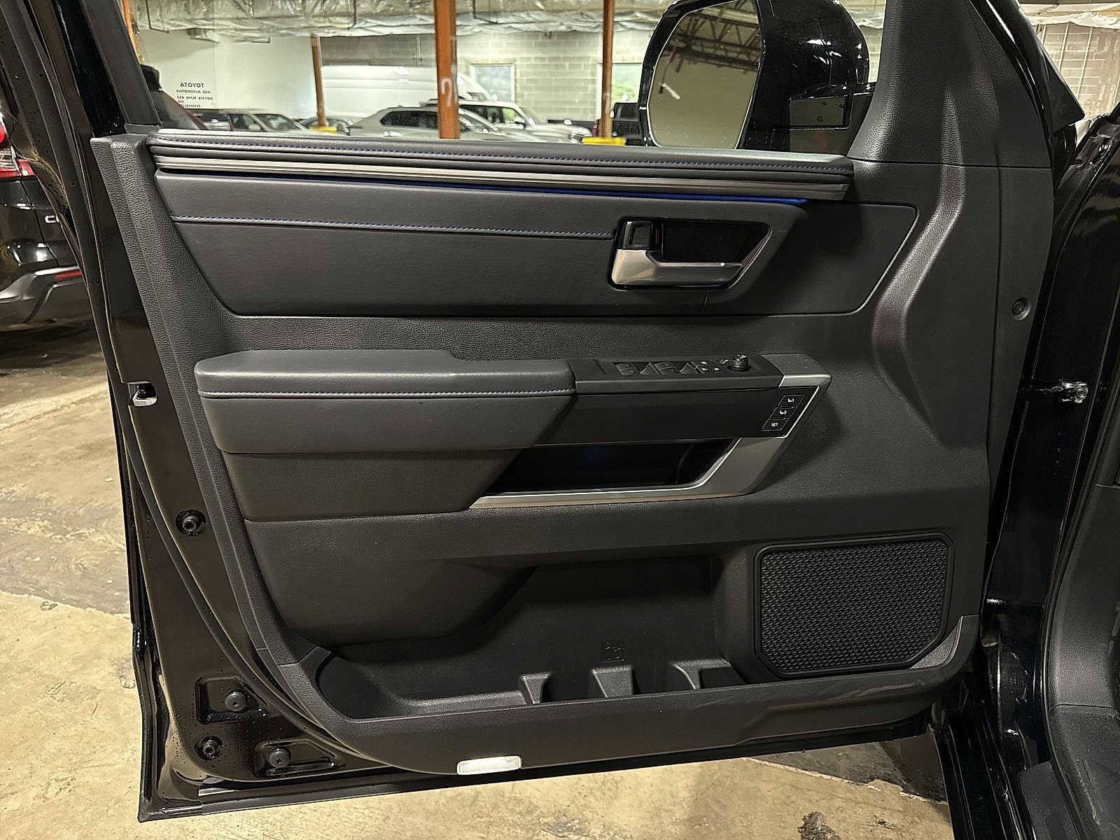 Thumbnail: 2024 Toyota Sequoia - 32