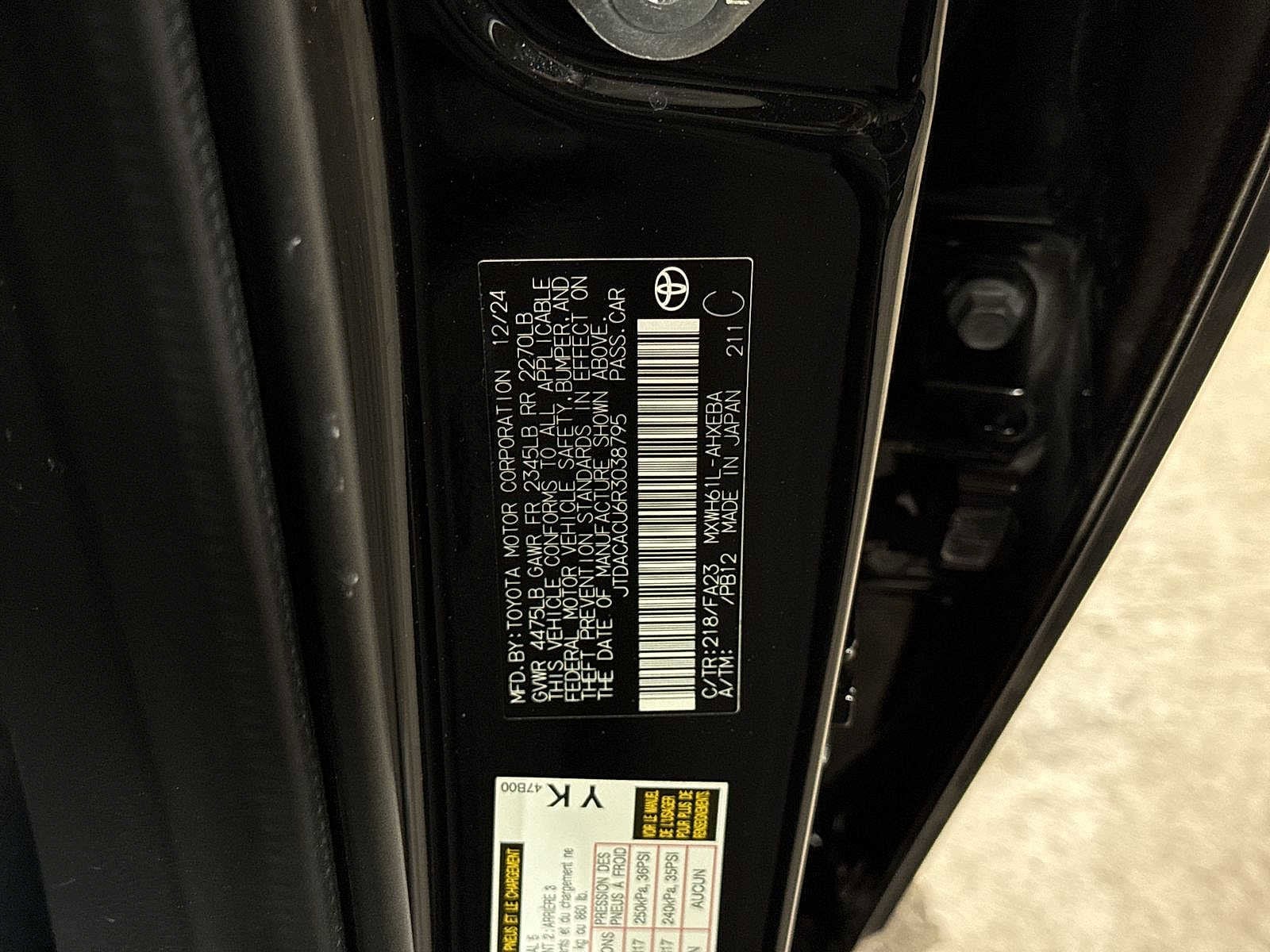 Thumbnail: 2024 Toyota Prius Prime - 14