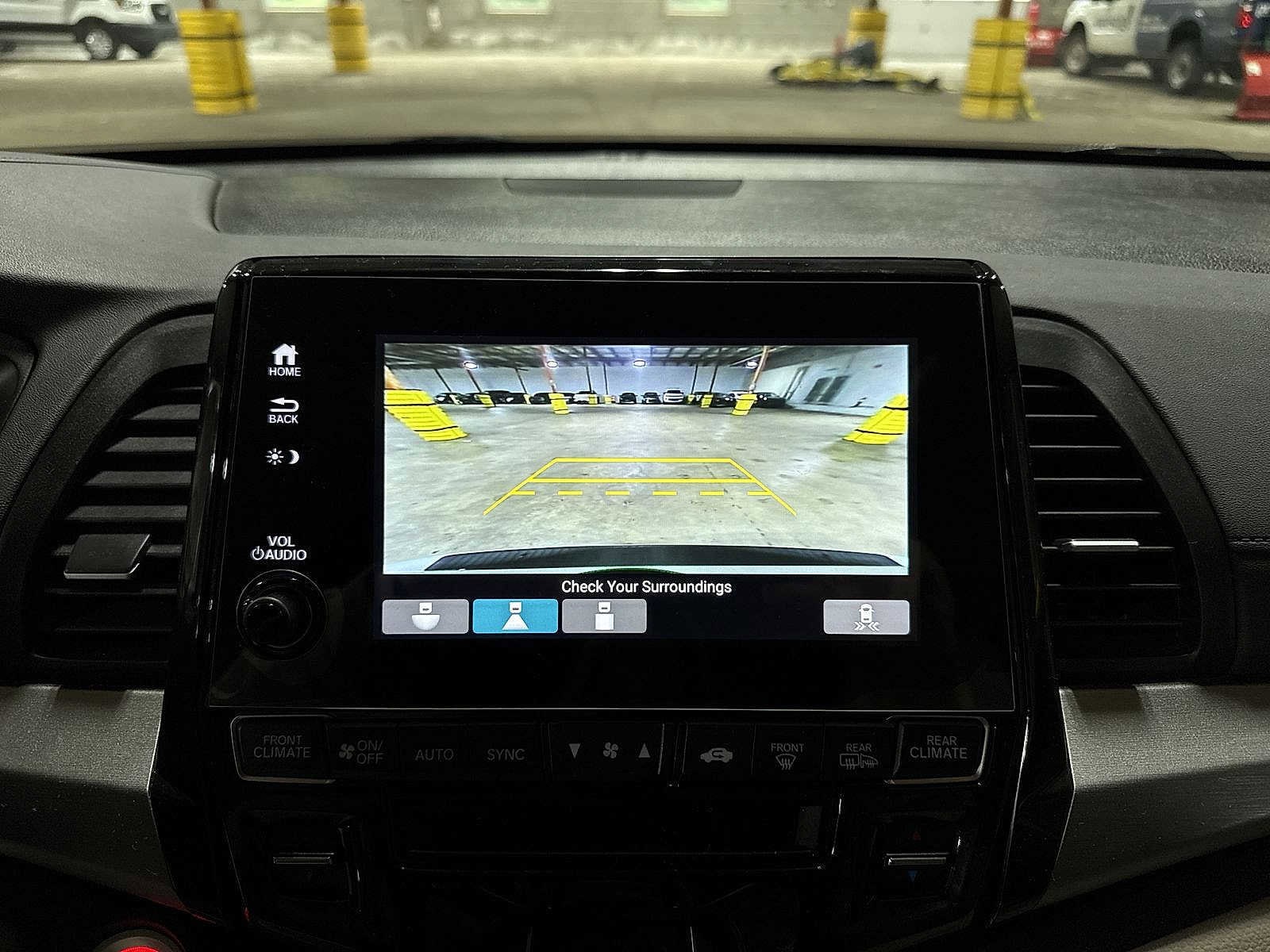 Thumbnail: 2024 Honda Odyssey - 24