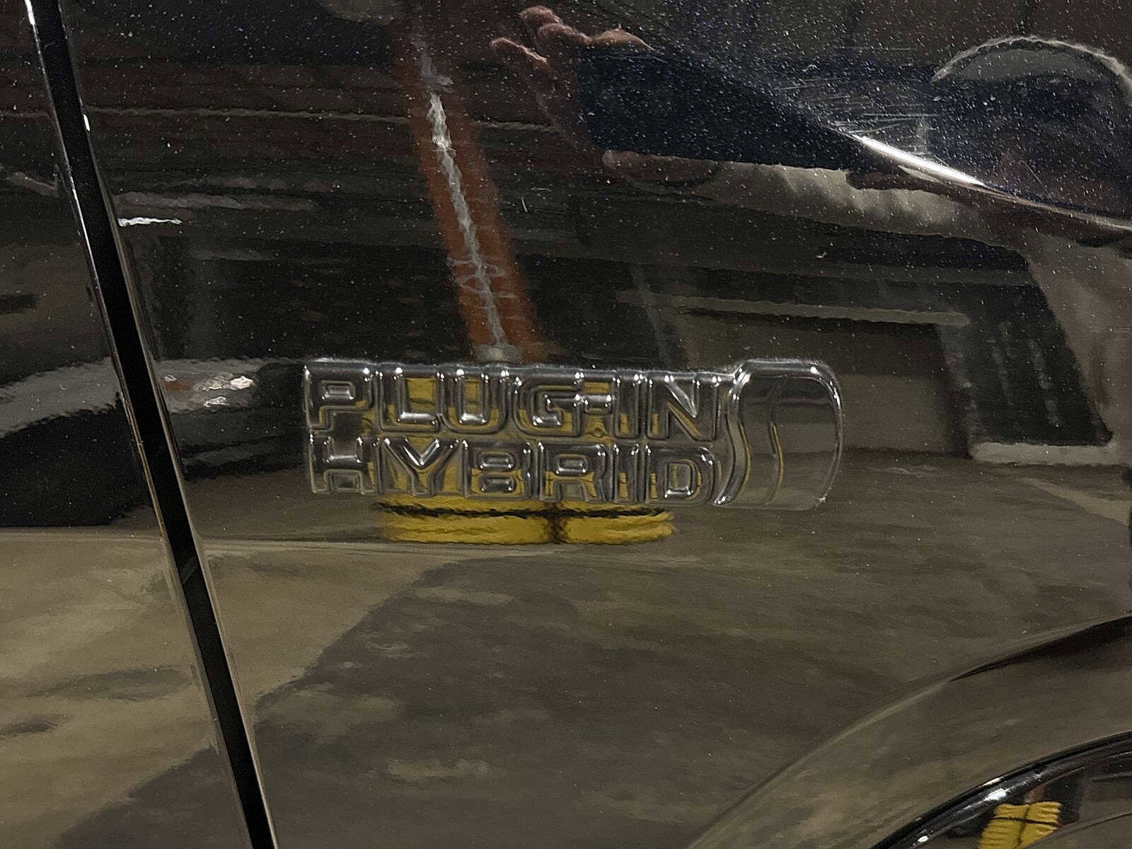 Thumbnail: 2021 Toyota RAV4 - 28