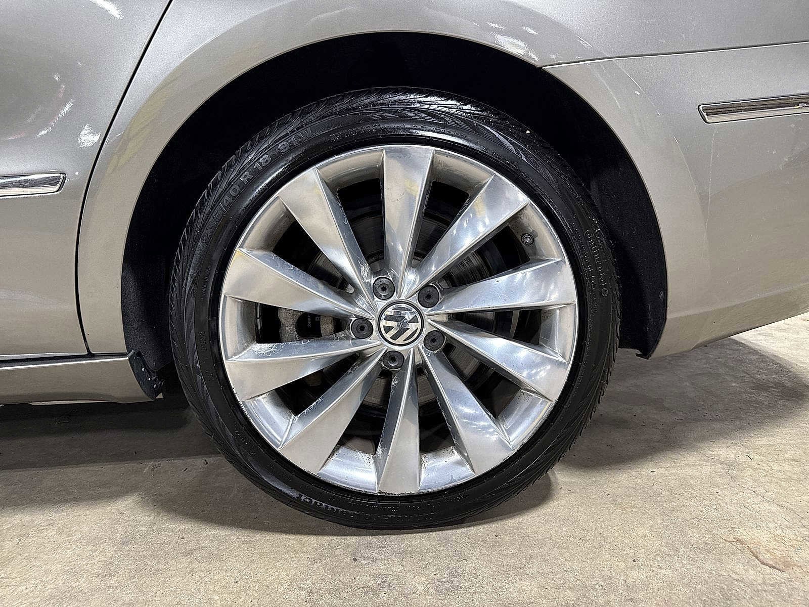 Thumbnail: 2013 Volkswagen CC - 10
