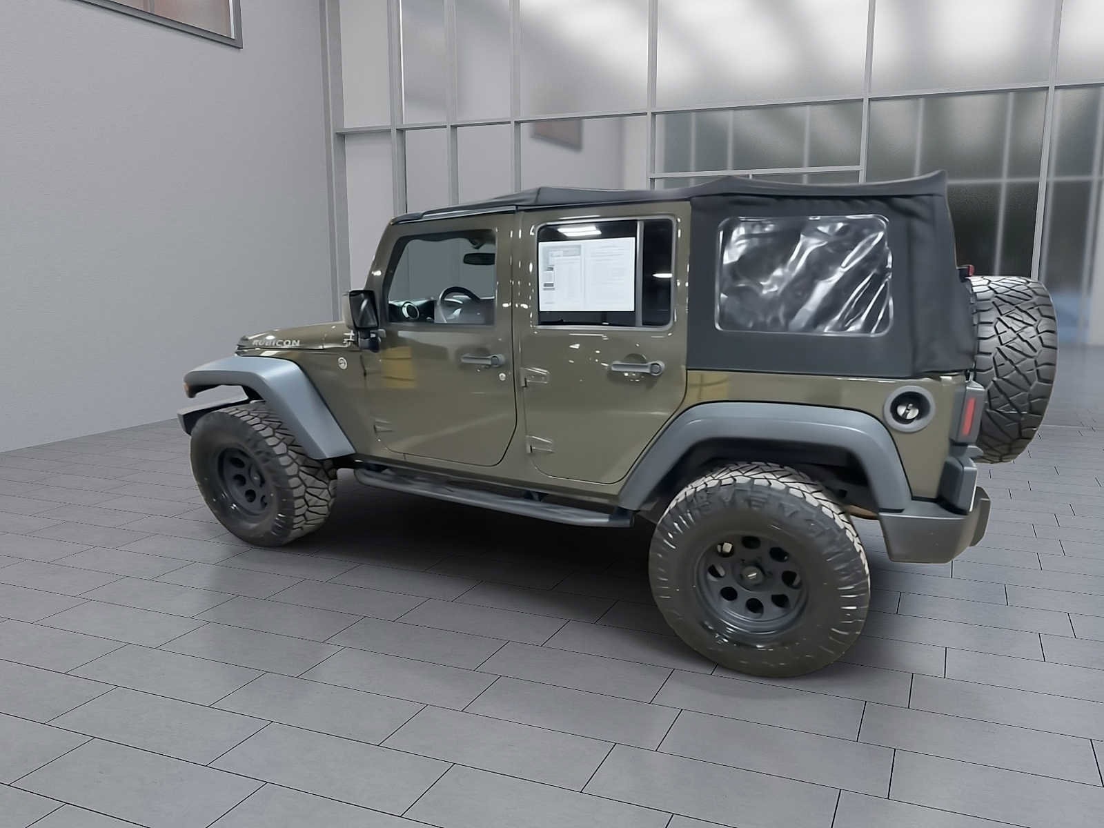 Thumbnail: 2015 Jeep Wrangler - 6