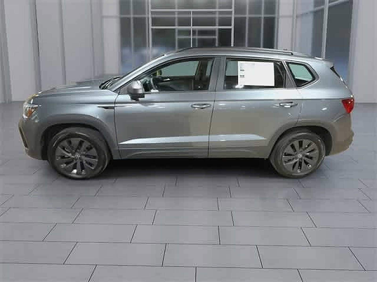 Thumbnail: 2023 Volkswagen Taos - 6