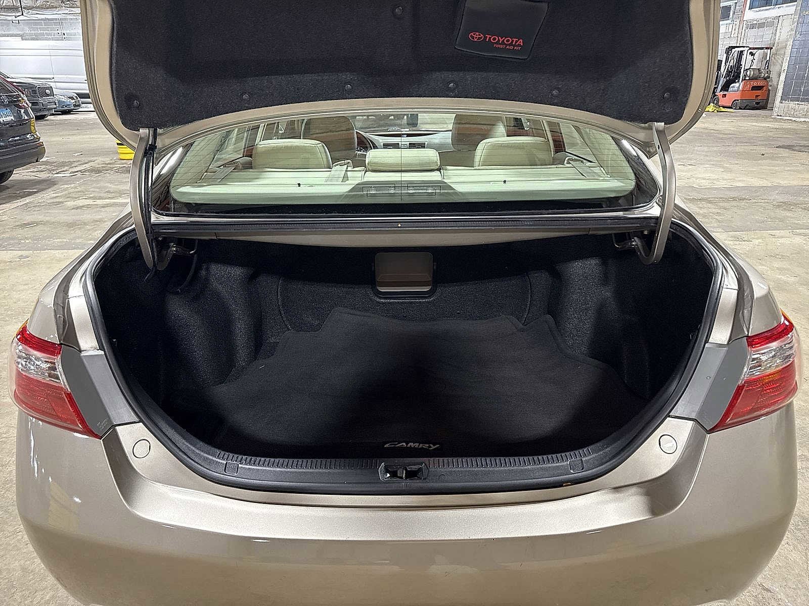 Thumbnail: 2007 Toyota Camry - 11