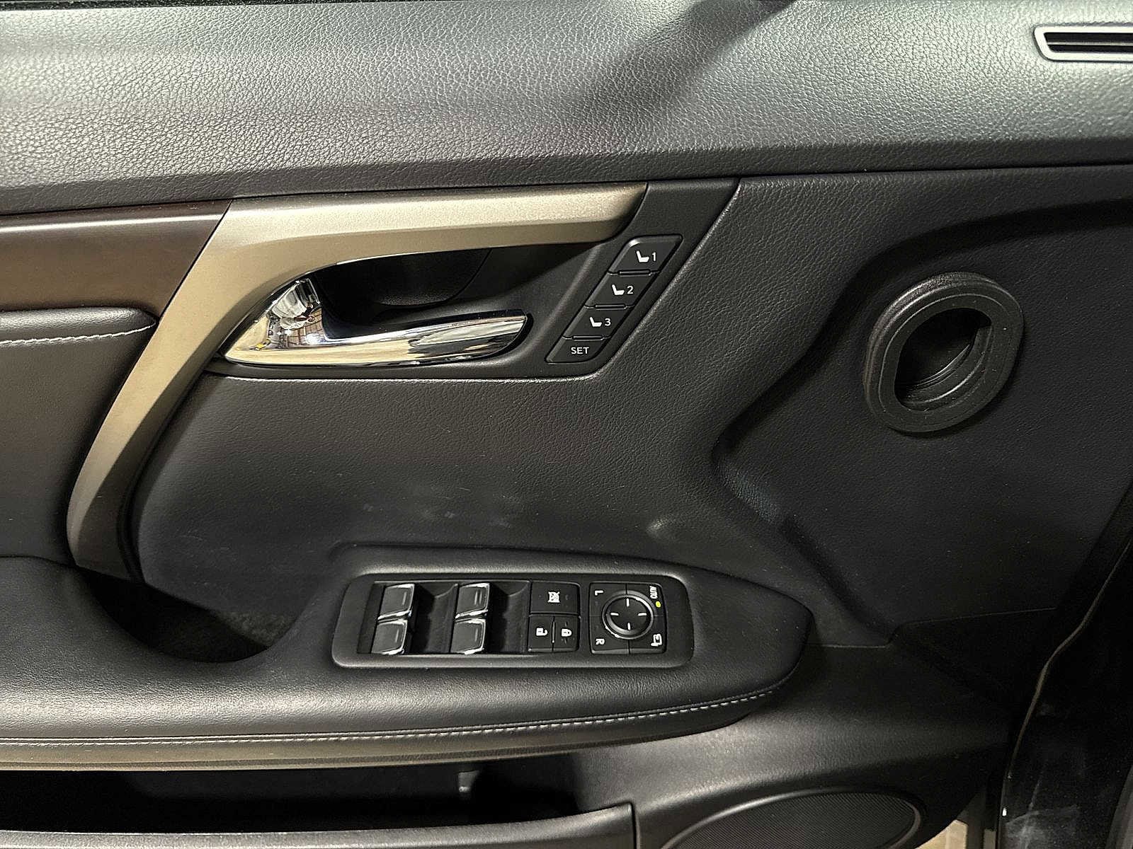 Thumbnail: 2022 Lexus RX - 22