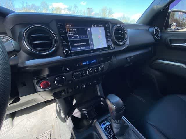 Thumbnail: 2021 Toyota Tacoma - 21