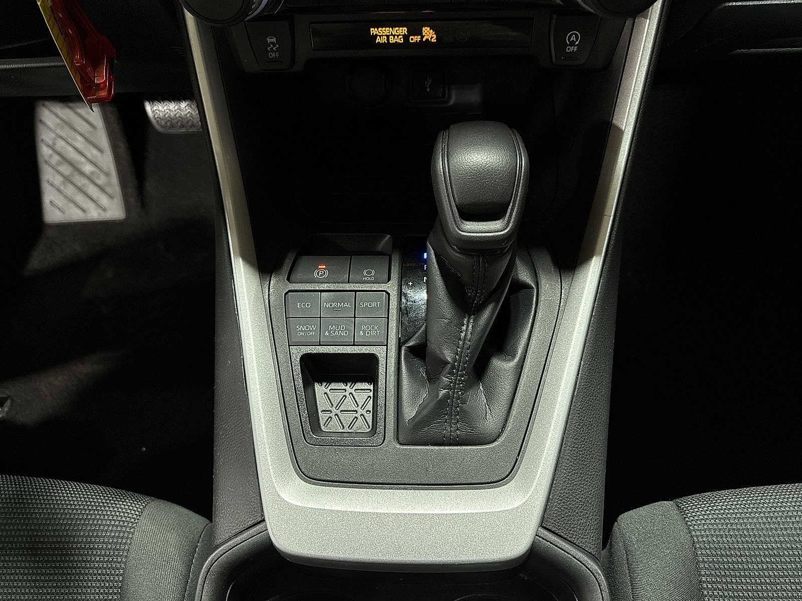 Thumbnail: 2021 Toyota RAV4 - 29