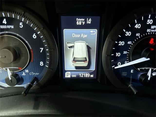 2020 Toyota Sienna SE 20