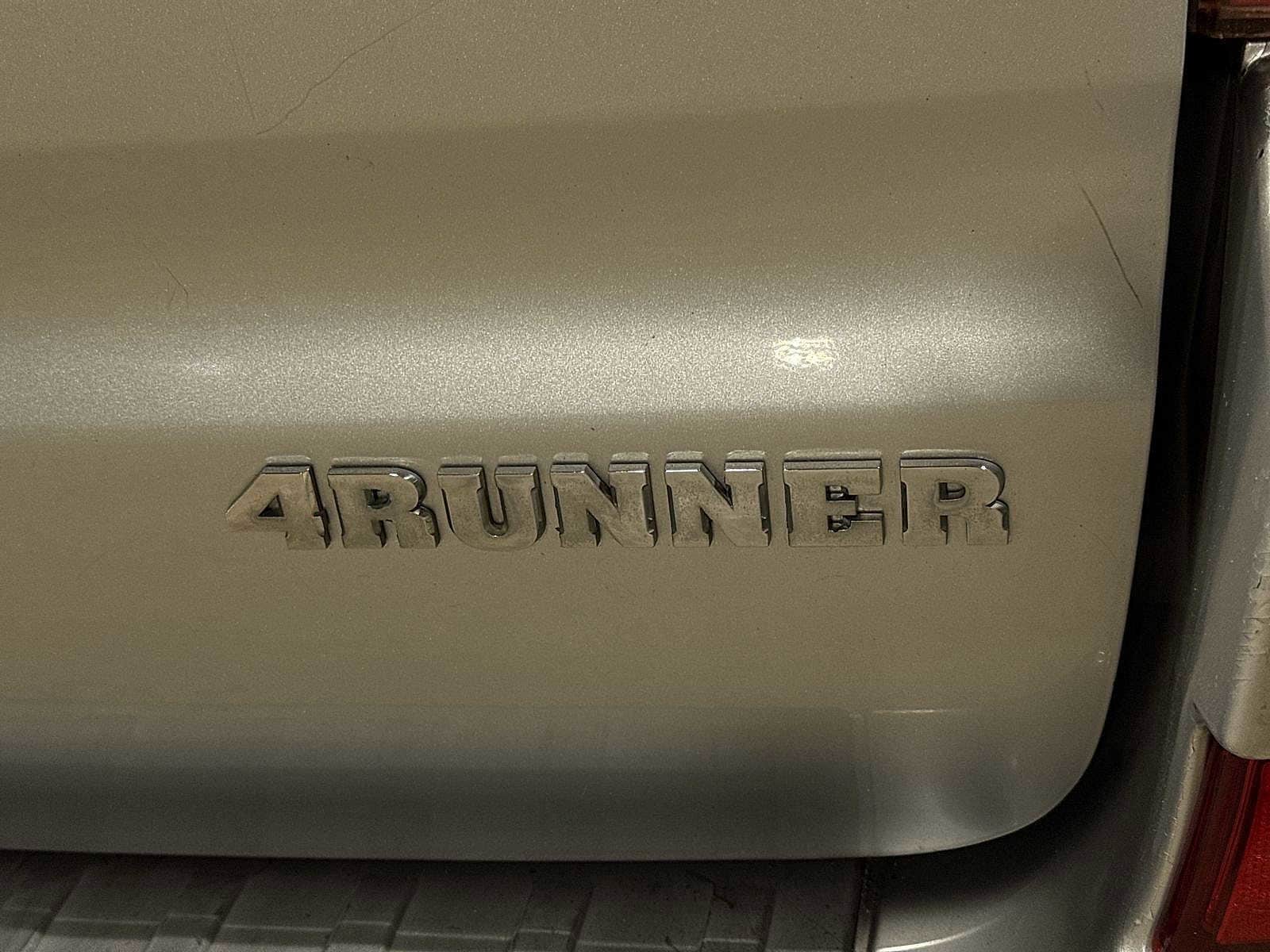 Thumbnail: 2005 Toyota 4Runner - 25