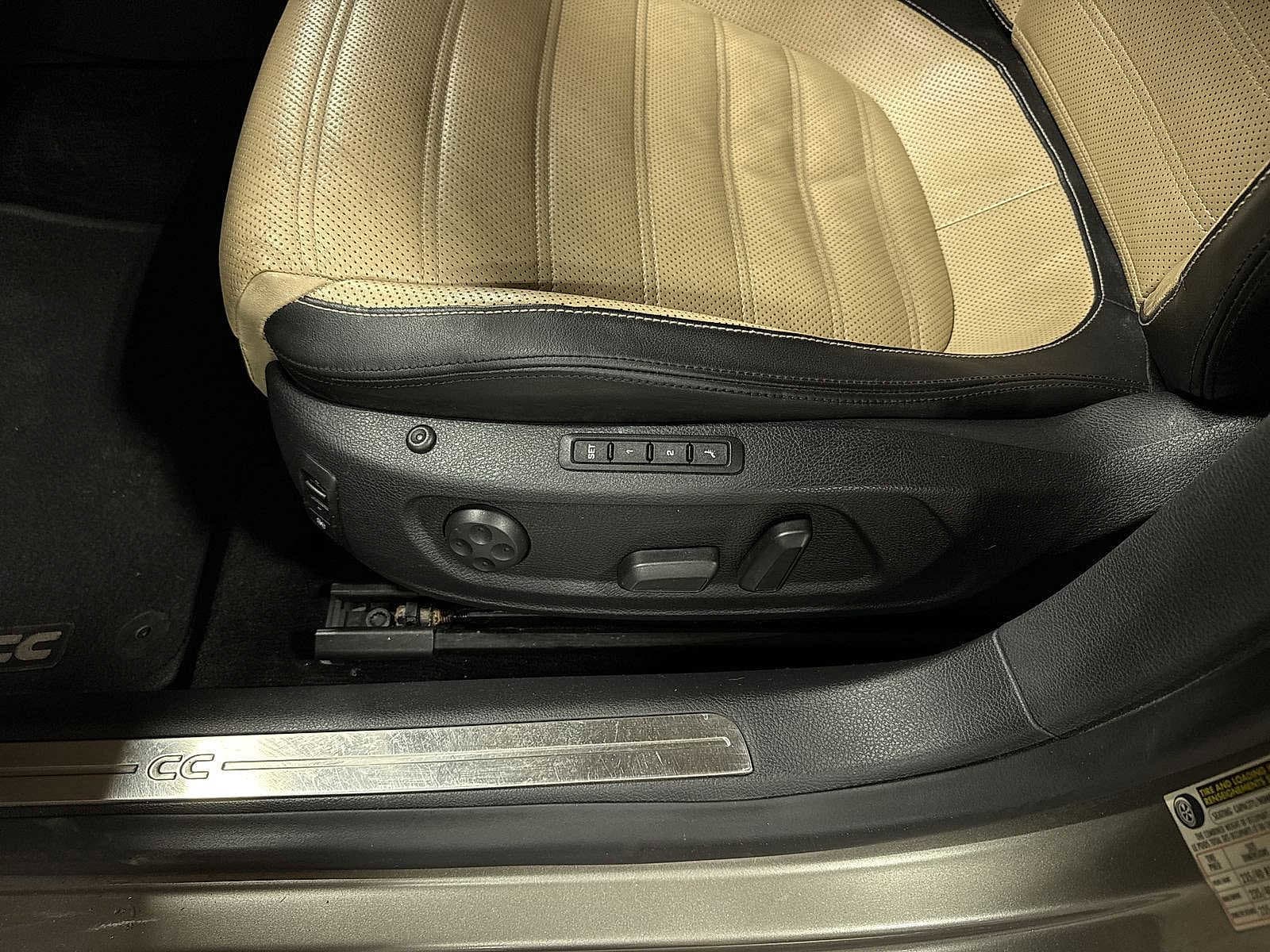 Thumbnail: 2013 Volkswagen CC - 24