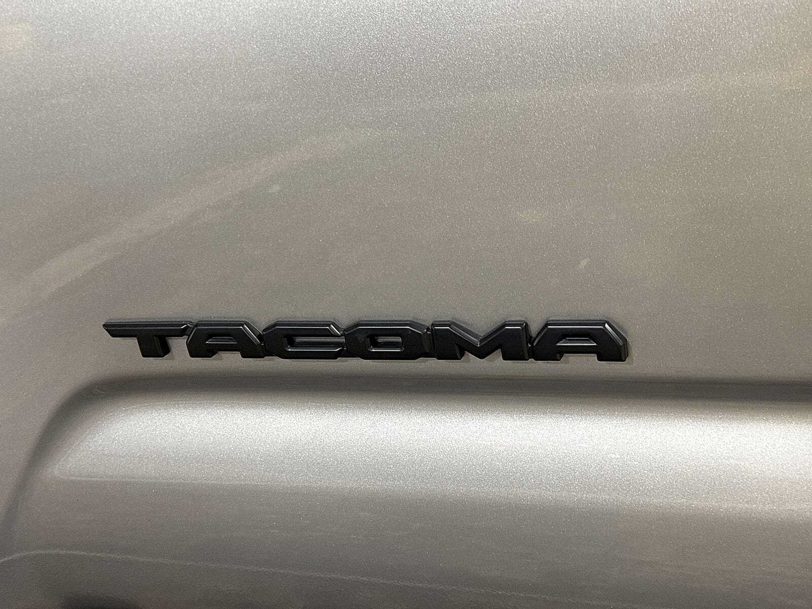 Thumbnail: 2021 Toyota Tacoma - 25